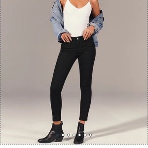 Abercrombie Black Mid Rise Super Skinny Ankle